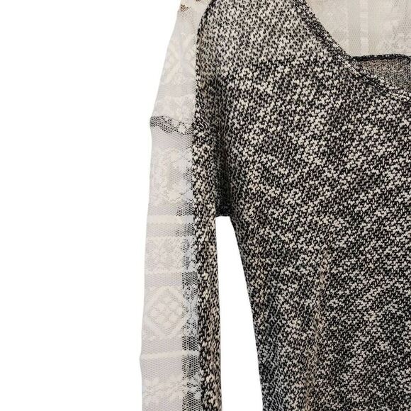 No Boundaries Y2K heathered gray long sleeve top floral lace size medium - Picture 2 of 7